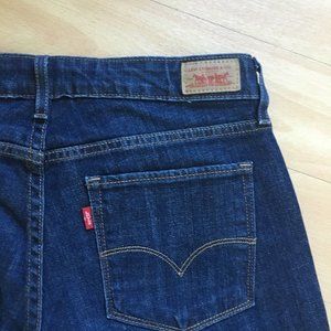 Levi's 531 Low Skinny Size 4SC. Excellent Conditio